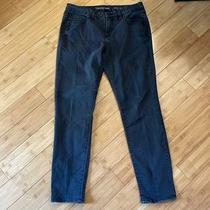 Calvin Klein Curvy Skinny Jeans